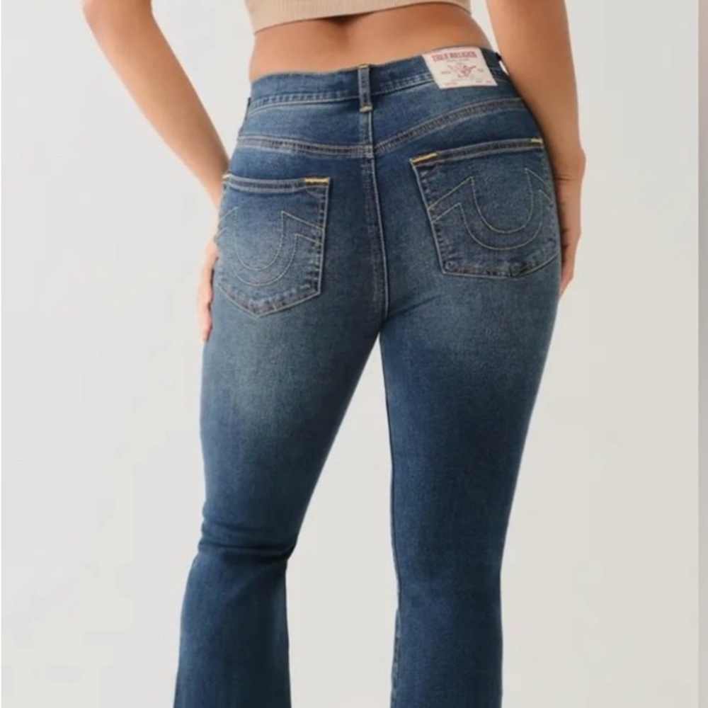 True Religion Women’s Flare Jeans NWT Y2K Size 30 Dark Wash Designer Denim - Picture 4 of 11